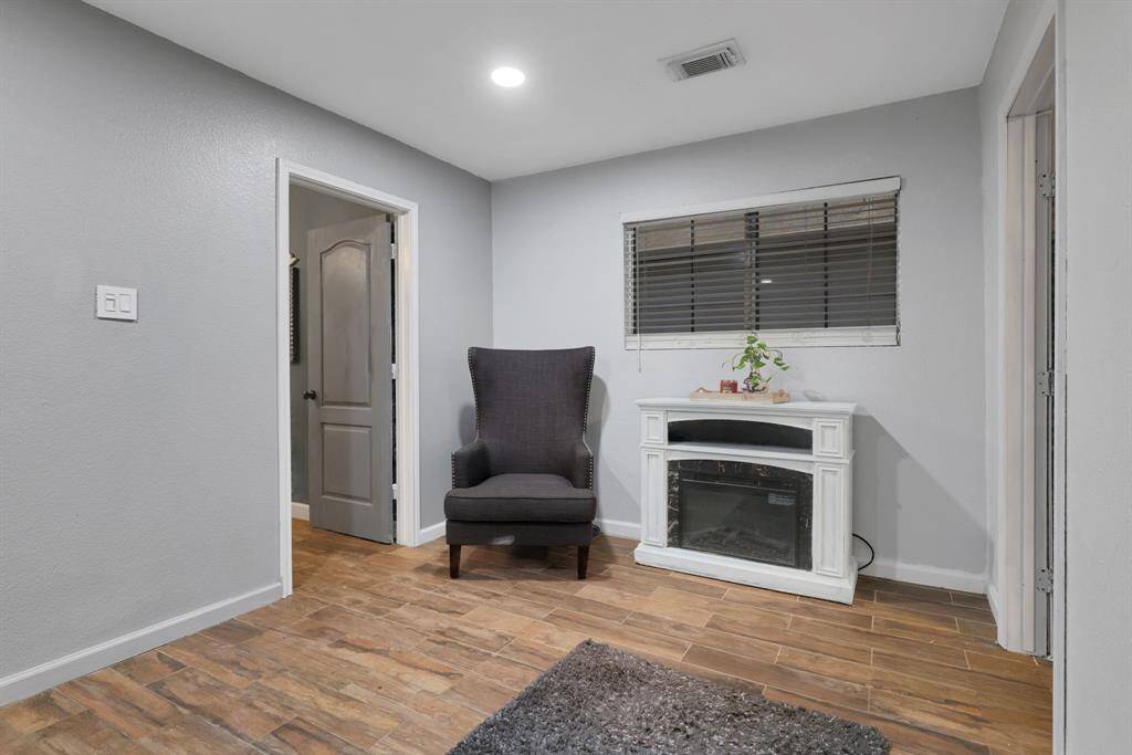 Upstairs sitting area