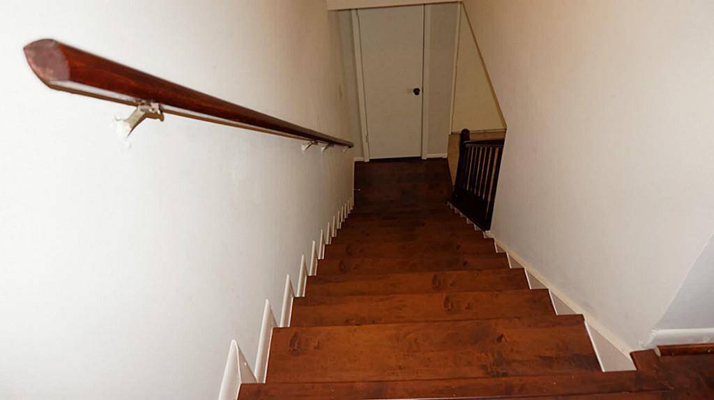 Stairs to upstairs
