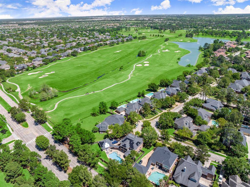 Gleannloch Farms community surrounds the Gleannloch Pines golf course - a semi-private 27-hole golf club