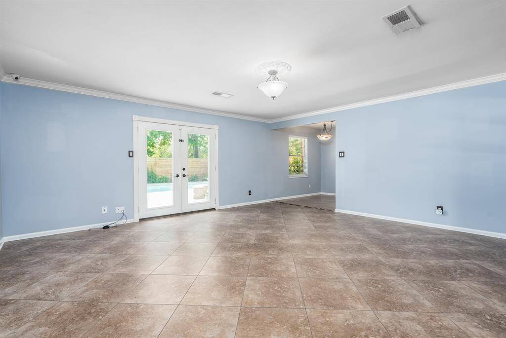 Very spacious and light filled living area. This is another view of the same room just not virtually staged
