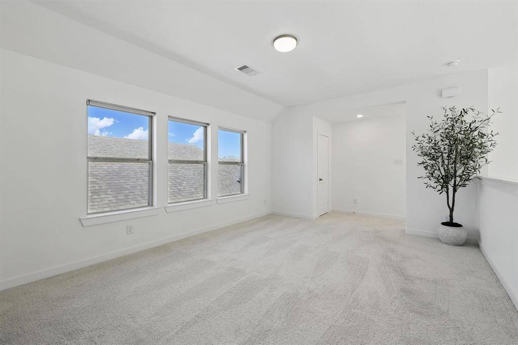 From this angle, you will note in the far left corner a closet perfect for housing board games, blankets, books, etc.