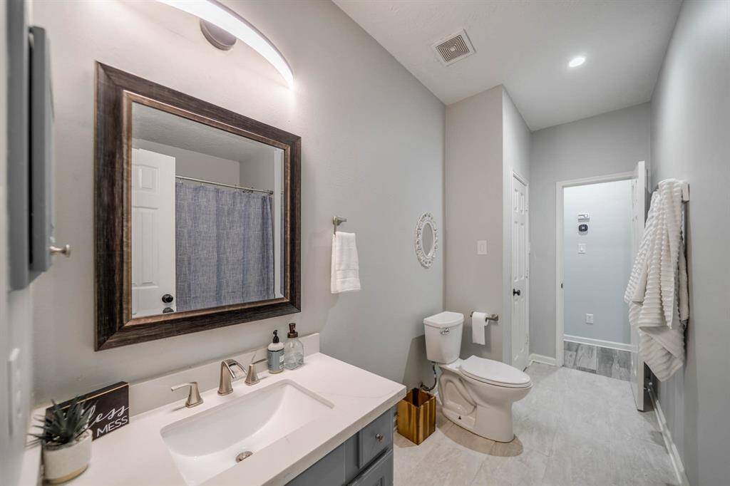 Secondary Bathroom
