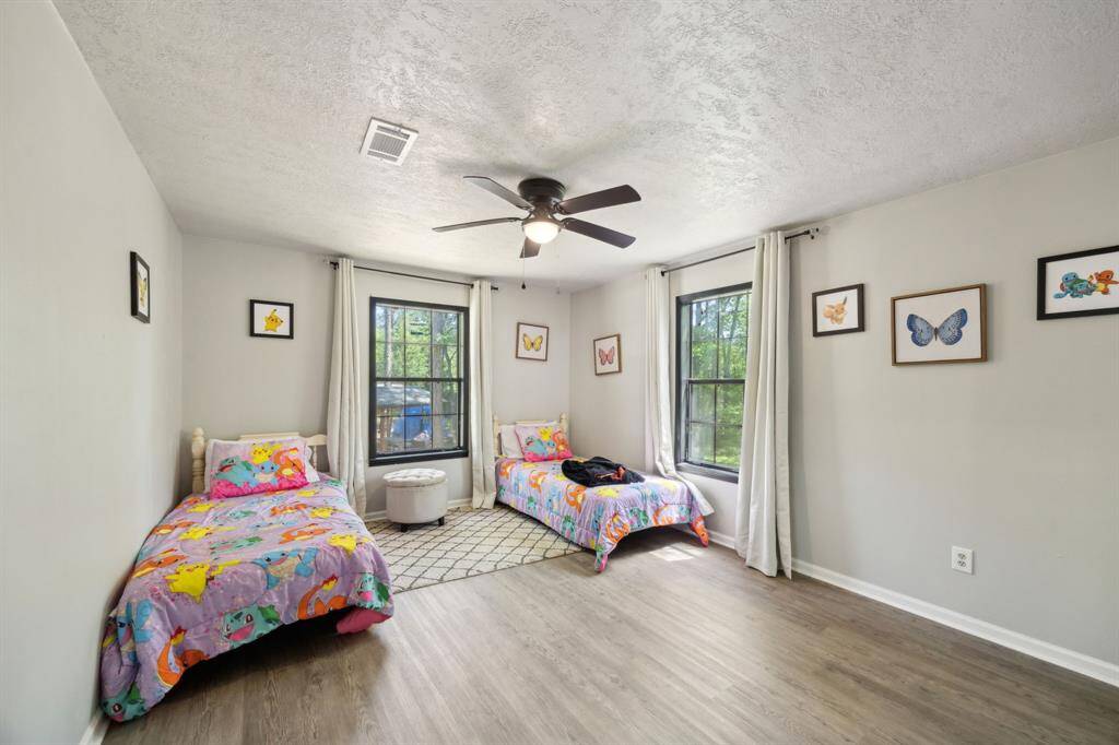 MAIN HOUSE - BEDROOM 2ND FLOOR