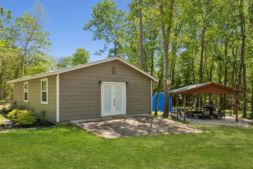GUEST HOUSE