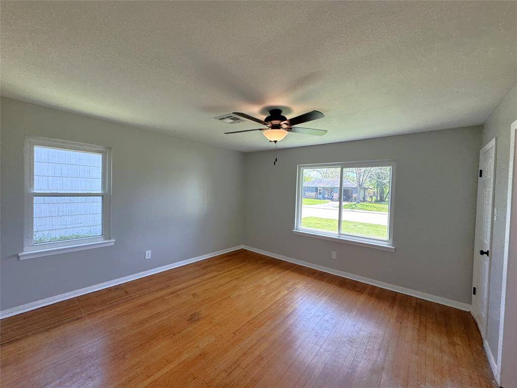 Large Primary bedroom