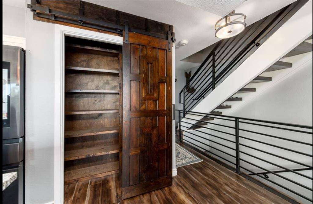 Barndoor covers access to your pantry