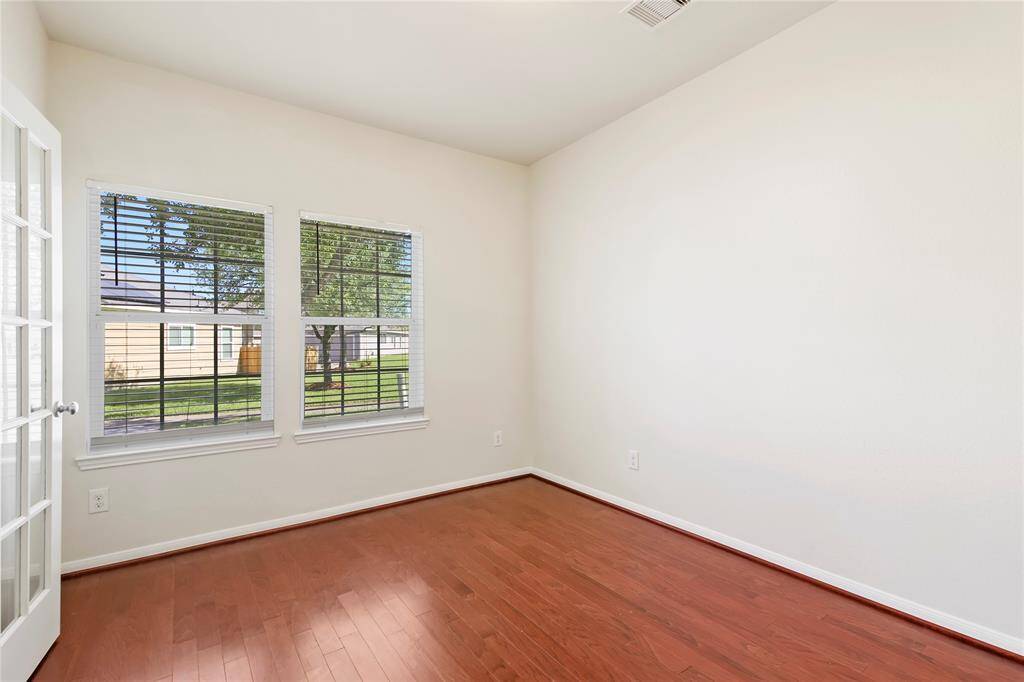 The study/office can also be used as an extra sitting area.