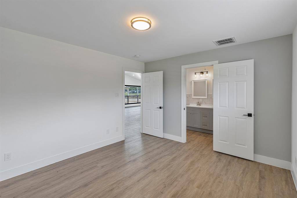 Guest Bathroom in main hallway