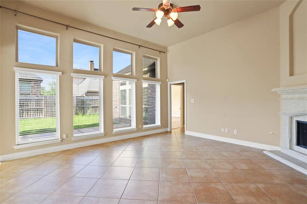 Spacious Living Room