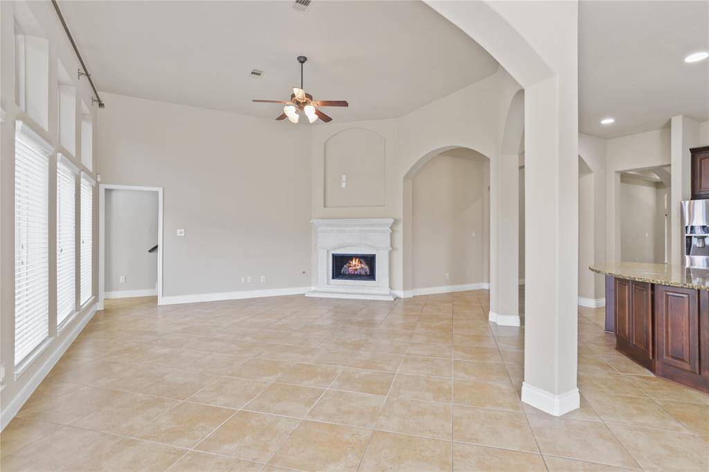 Spacious Living Room