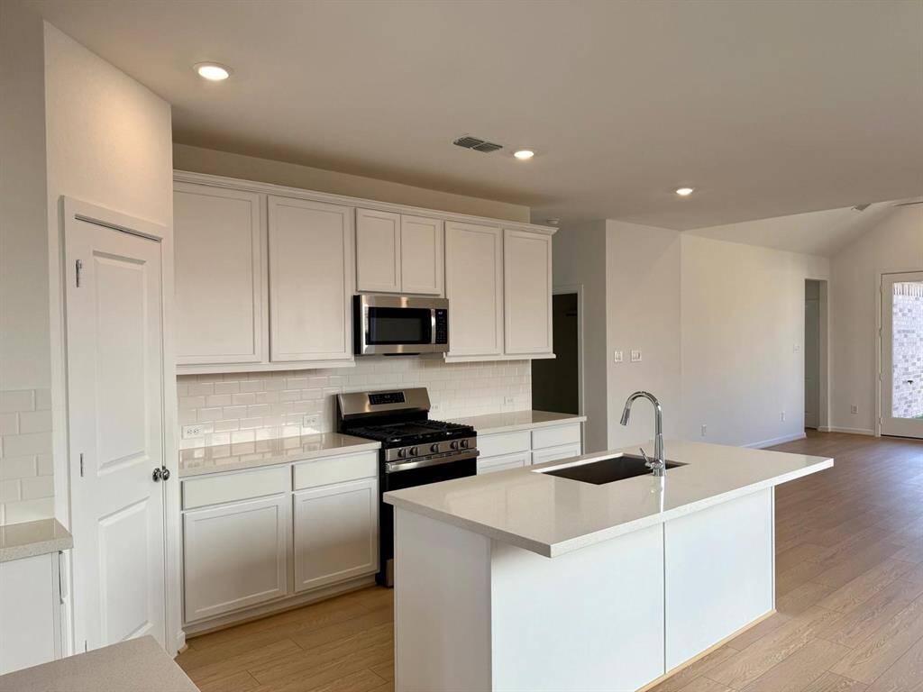 Modern Island Kitchen