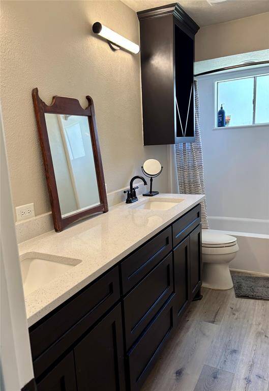 Upstairs bathroom is centrally located between the bedrooms-