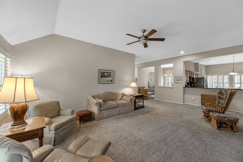 Second living area