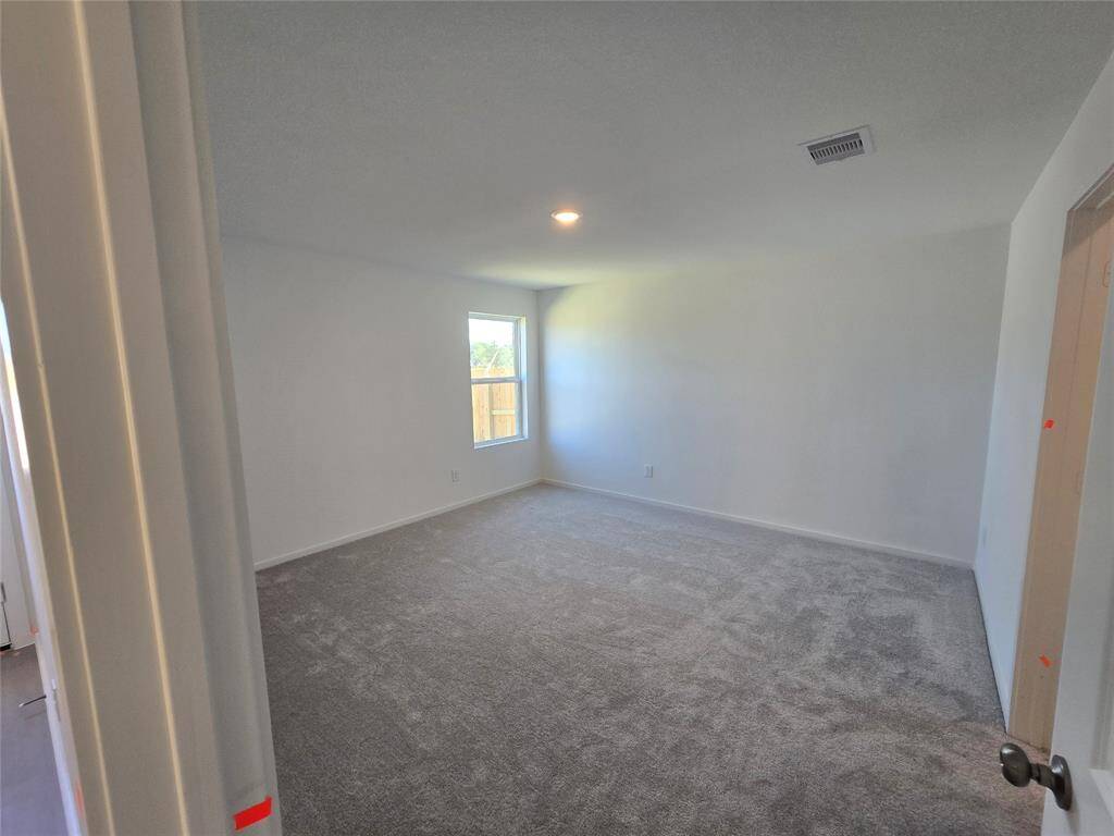 *Not actual home, pictures representative of same elevation*