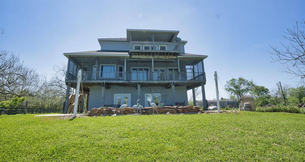 Beautiful Home on the San Bernard River
