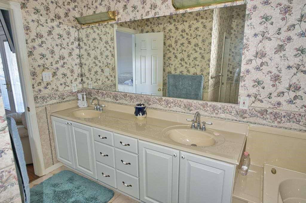 10 x 12 Primary Bath