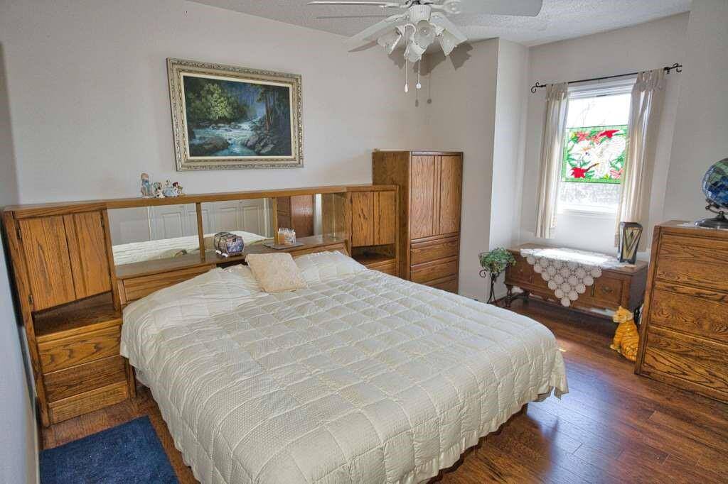 13 x 13 Bedroom