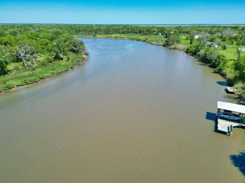 Facing East, turning North headed towards the Sportsmans Span Bridge.