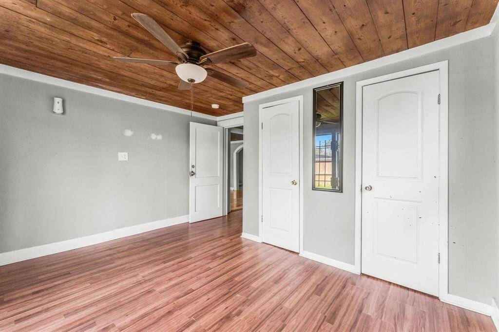 Bedroom #1