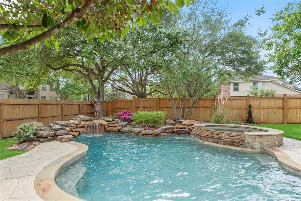 Swim, play, visit and relax in this serene environment. Life is better poolside.