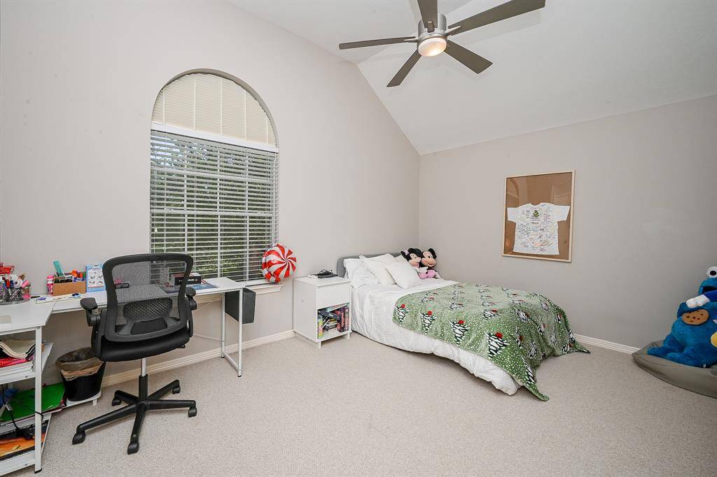 You have amazing space in this wonderful secondary bedroom for any and everything you need. Any secondary, for that matter, might be perfect as a nursery? hobby room? work out space? You decide!