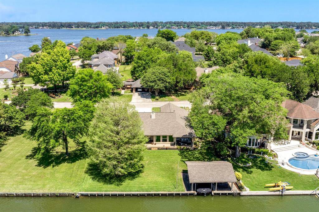 Welcome to your waterfront home on Lake Conroe in the gated community of April Sound.