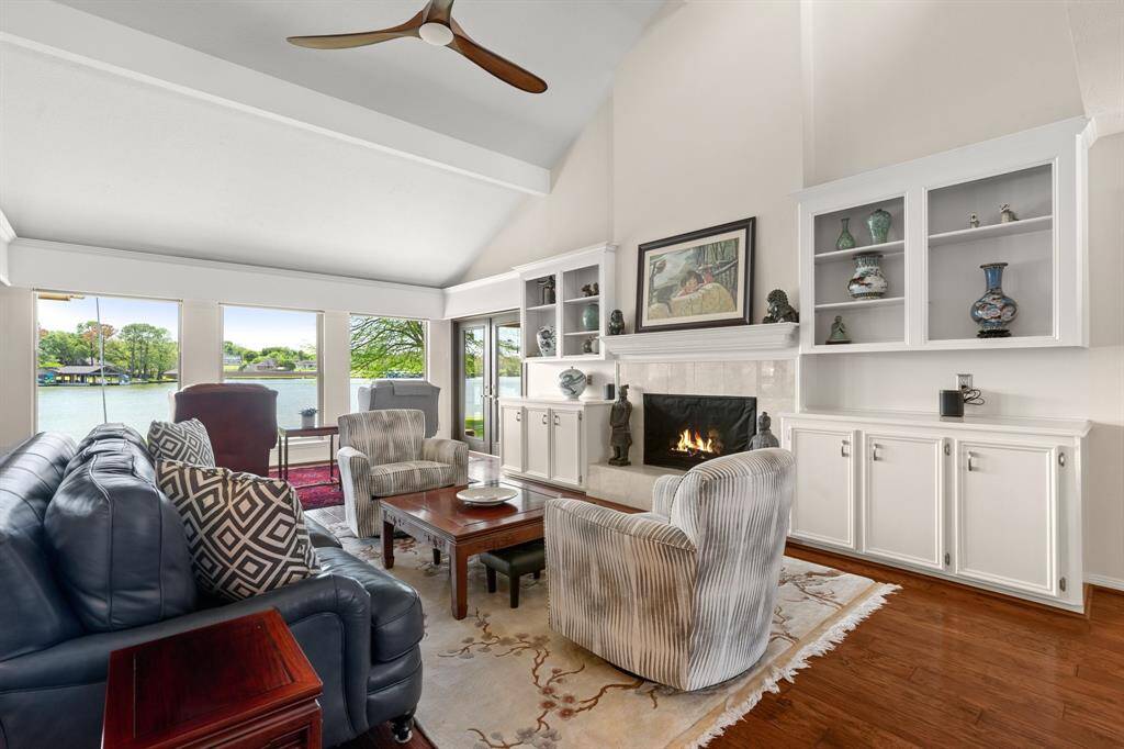The lake views will greet you as you and your guests enter your home.