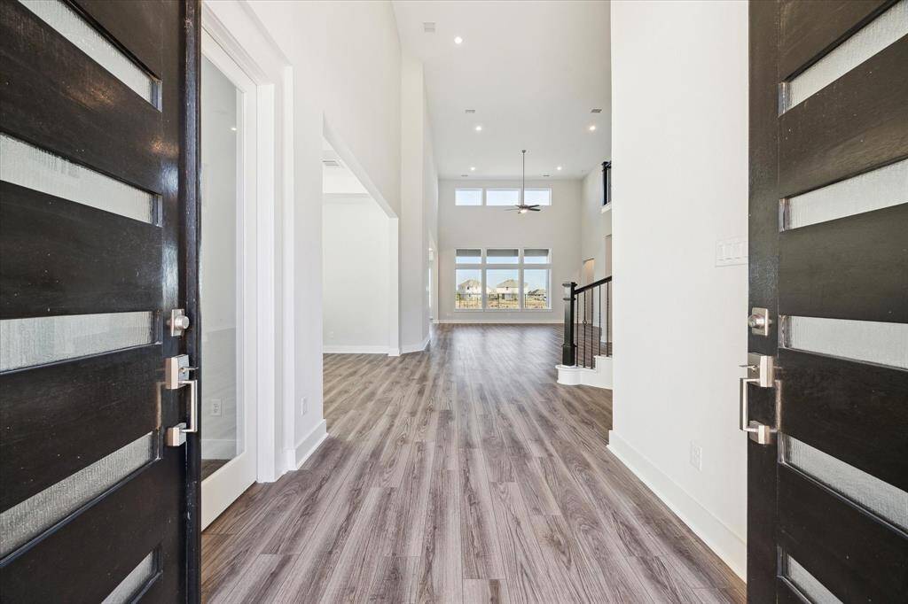 Stunning double doors....engtrance