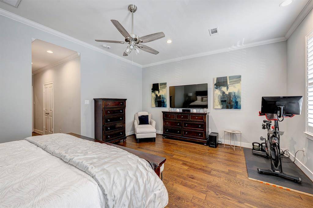 Primary bedroom
