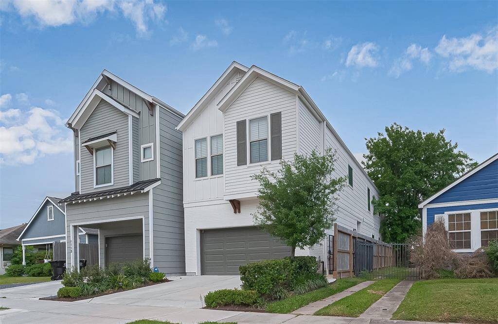 Welcome home to 1117 Dorothy Street!