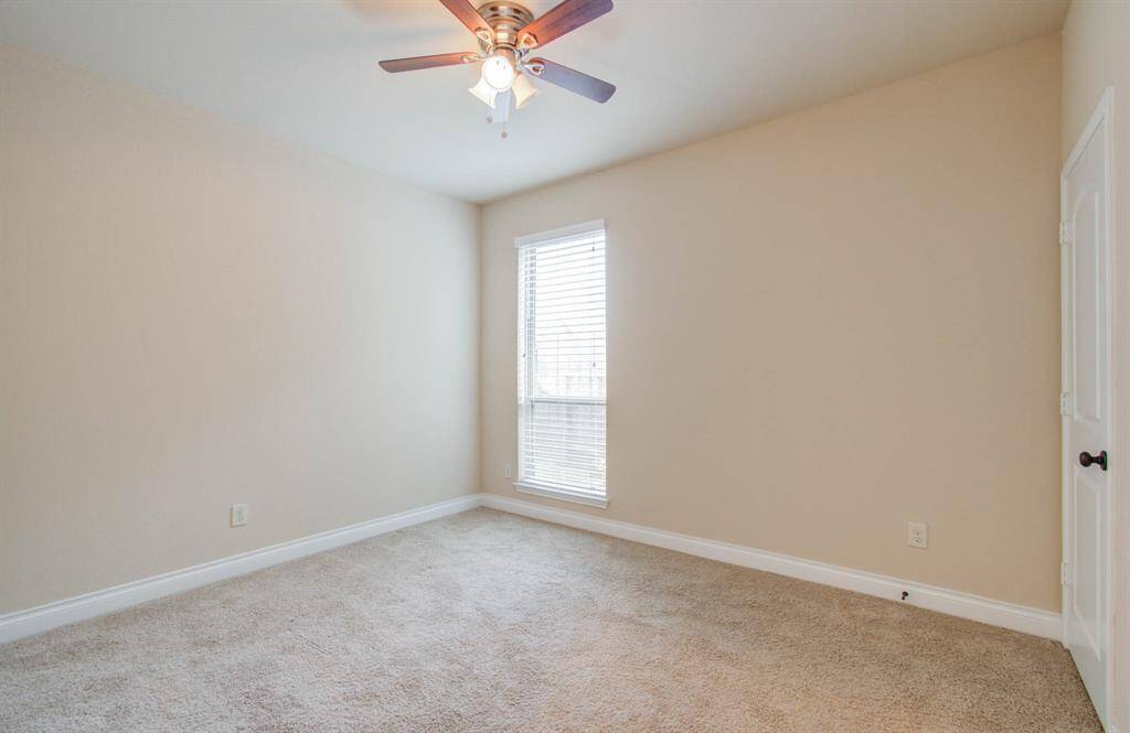 bed room on 1st floor