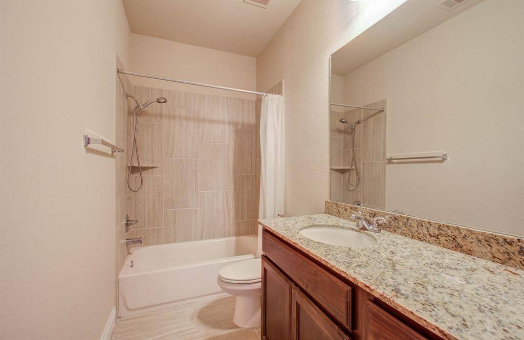 bathroom on 2nd floor