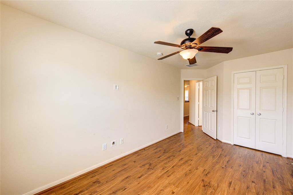 Upstairs Bedroom 2