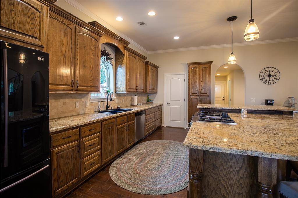 acres of countertops