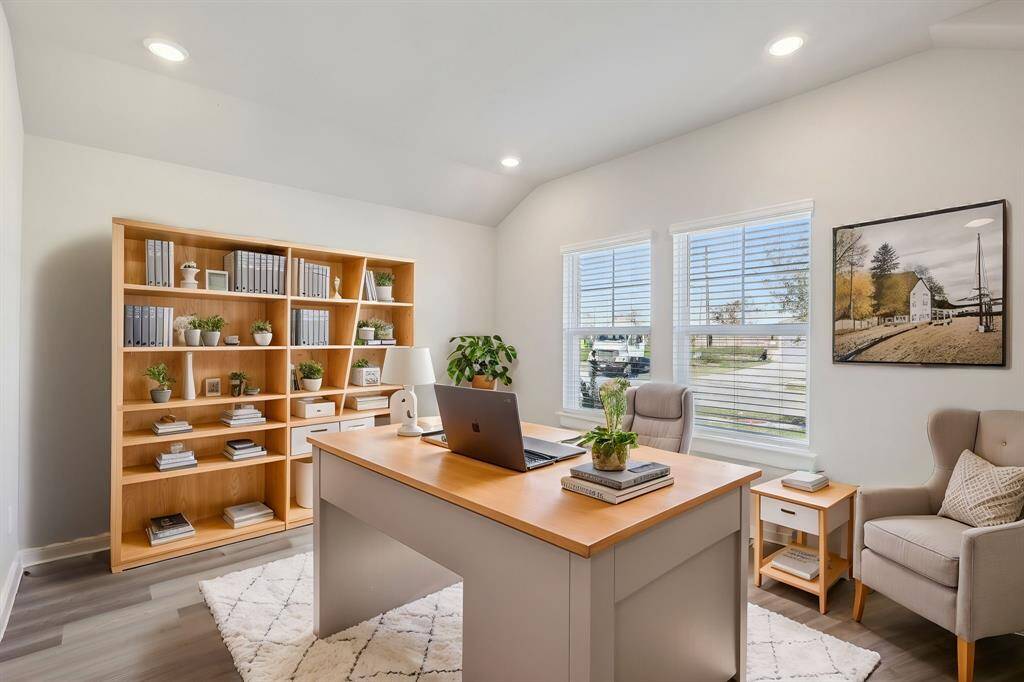 Photo is not of the actual home but is an inspirational photo of builder’s model home and may depict options, furnishings, and/or decorator features that are not included.