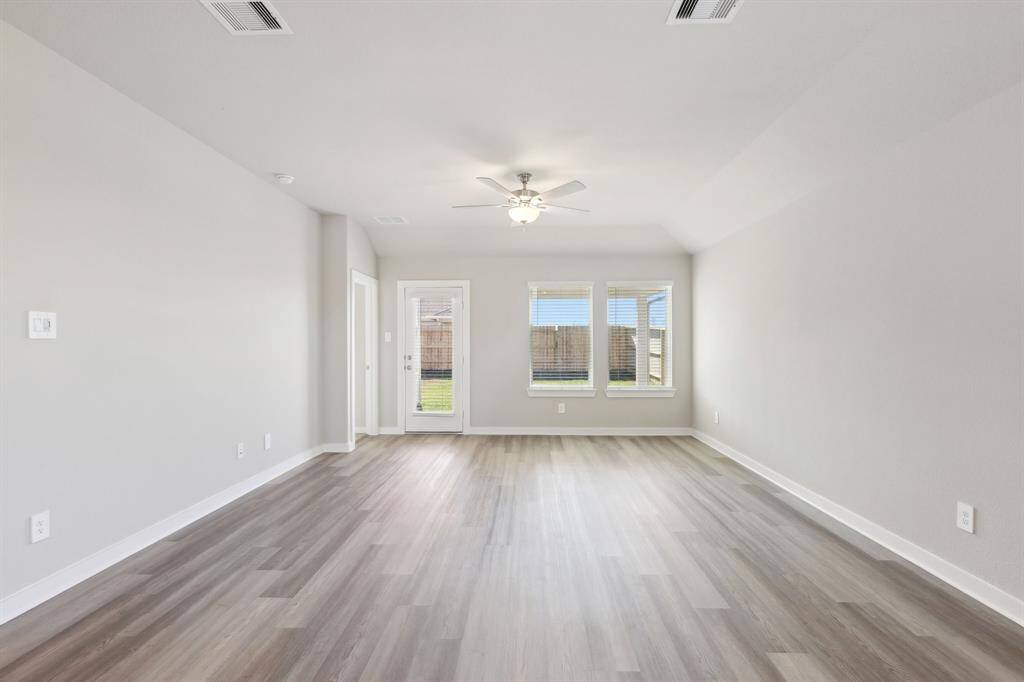 Photo is not of the actual home but is an inspirational photo of builder’s model home and may depict options, furnishings, and/or decorator features that are not included.