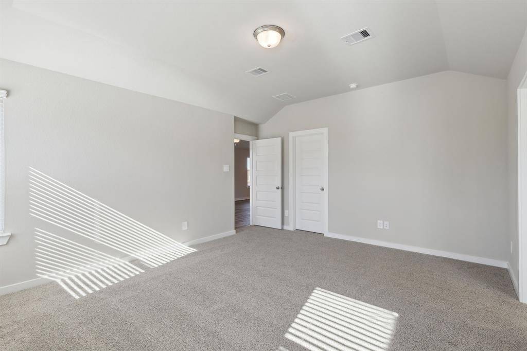 Photo is not of the actual home but is an inspirational photo of builder’s model home and may depict options, furnishings, and/or decorator features that are not included.