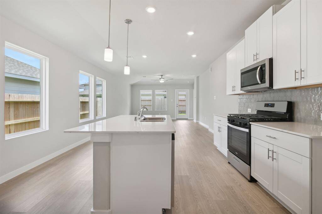 Photo is not of the actual home but is an inspirational photo of builder’s model home and may depict options, furnishings, and/or decorator features that are not included.