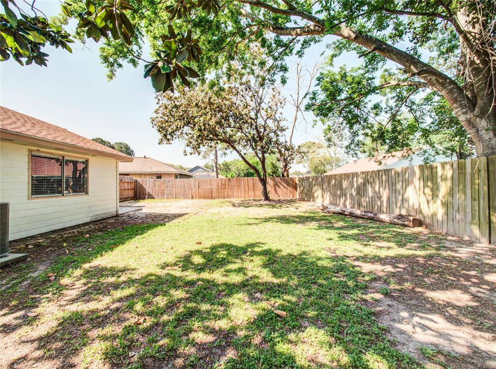 Spacious backyard