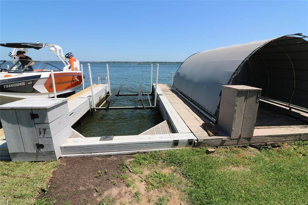 #17 boat slip/lift