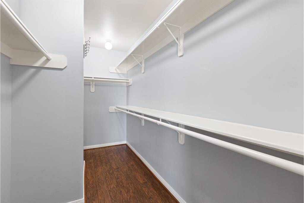 Secondary bedroom