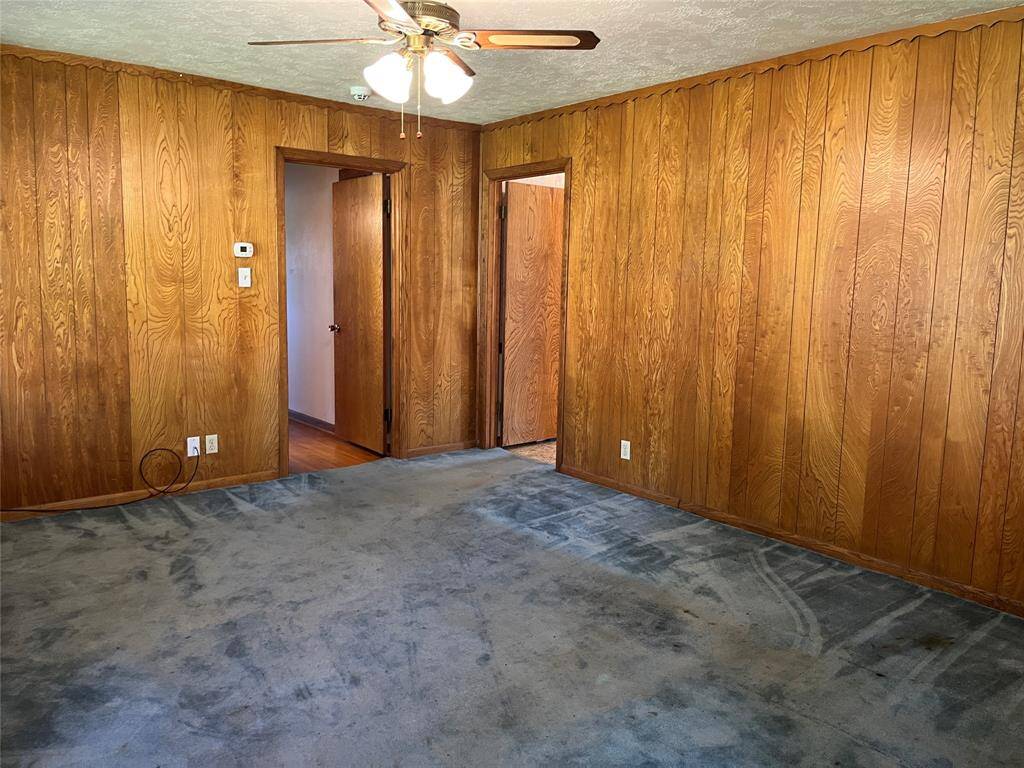 Let's go take a look at the bedroom wing.