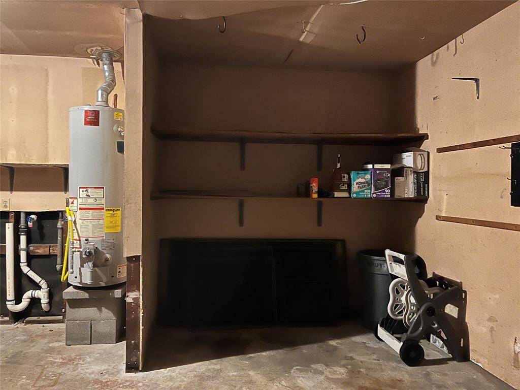 The storage area shown here would make a great workshop too.