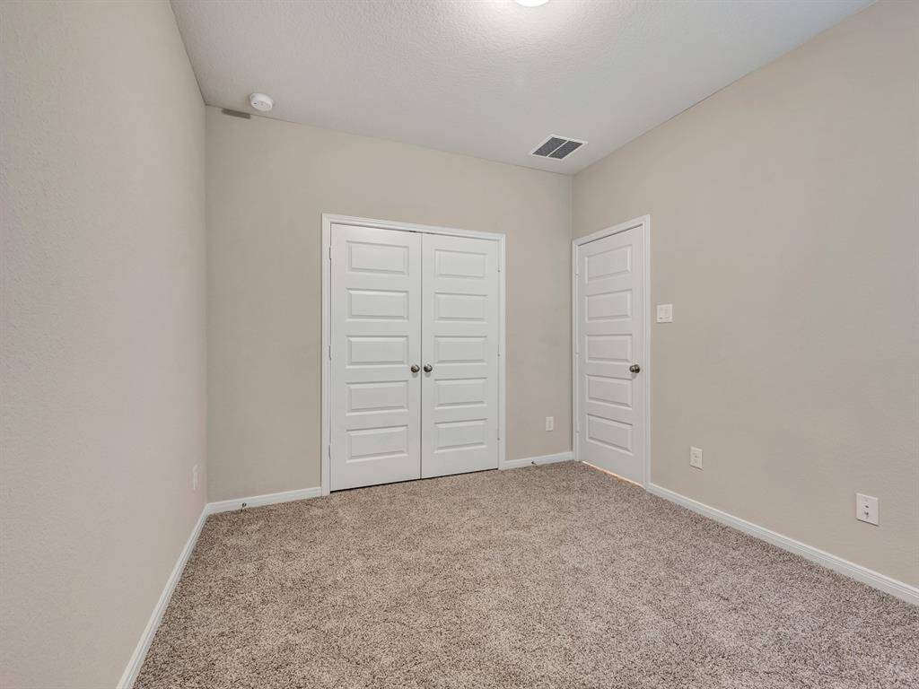 Photo is not of the actual home but is an inspirational photo of builder’s model home and may depict options, furnishings, and/or decorator features that are not included.