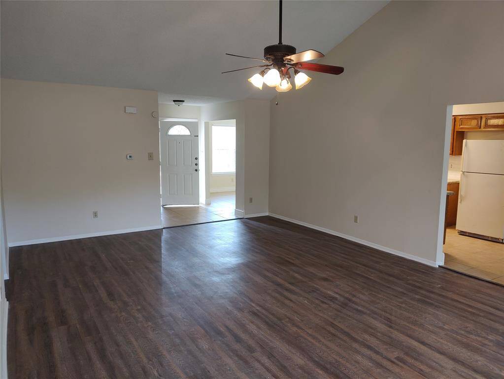 flooring throughout the look of wood.