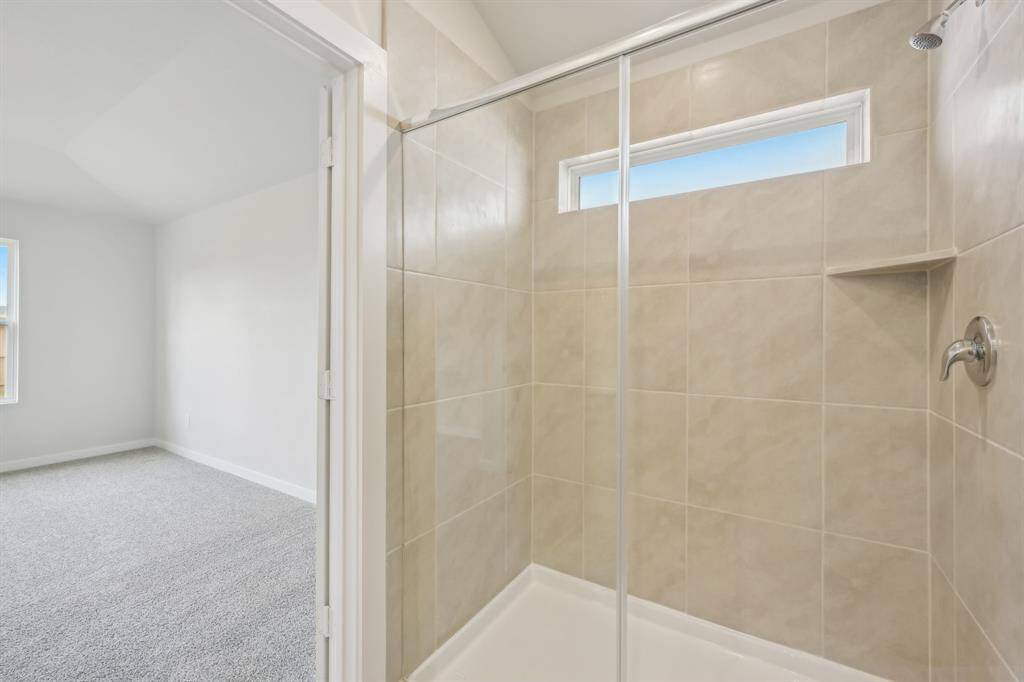 Photo is not of the actual home but is an inspirational photo of builder’s model home and may depict options, furnishings, and/or decorator features that are not included.