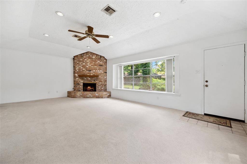 Lot of cabinets in kitchen