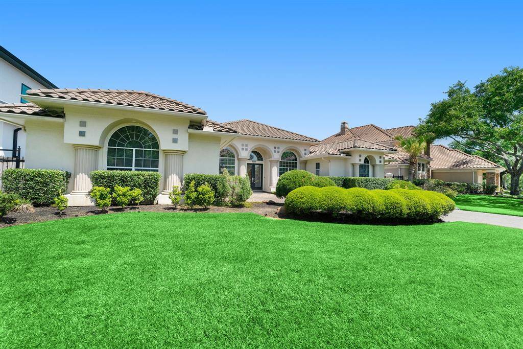 Beautifully landscaped!