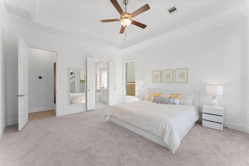 Enjoy calm and relaxing vibes in this spacious primary suite!