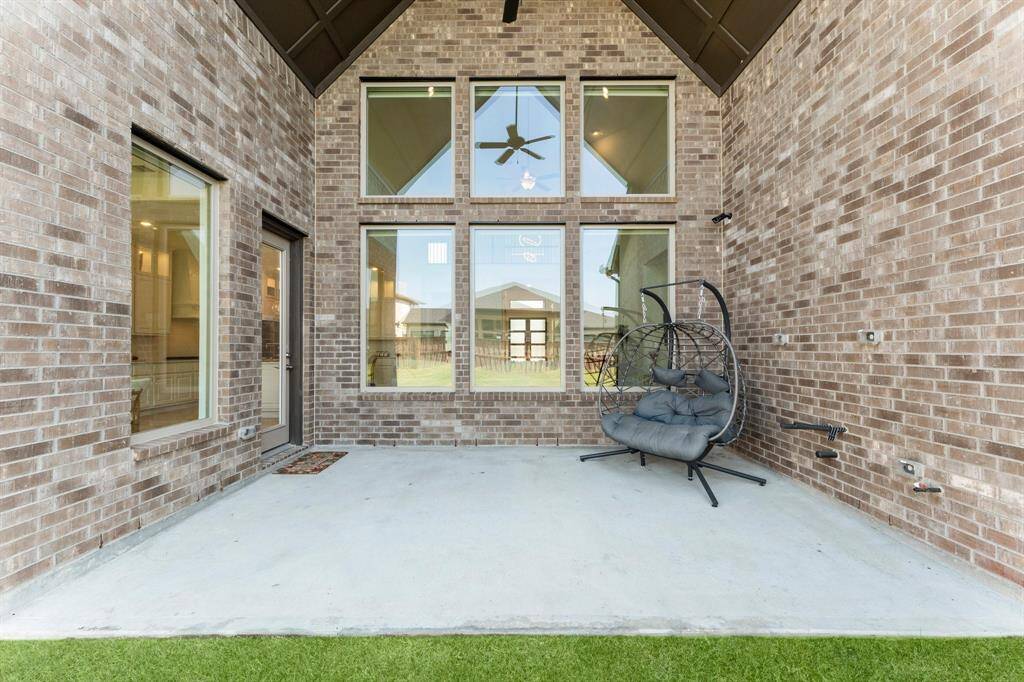 The spacious covered patio is excellent for outdoor gatherings plus it is already Pre-Plumbed for an outdoor ktichen!